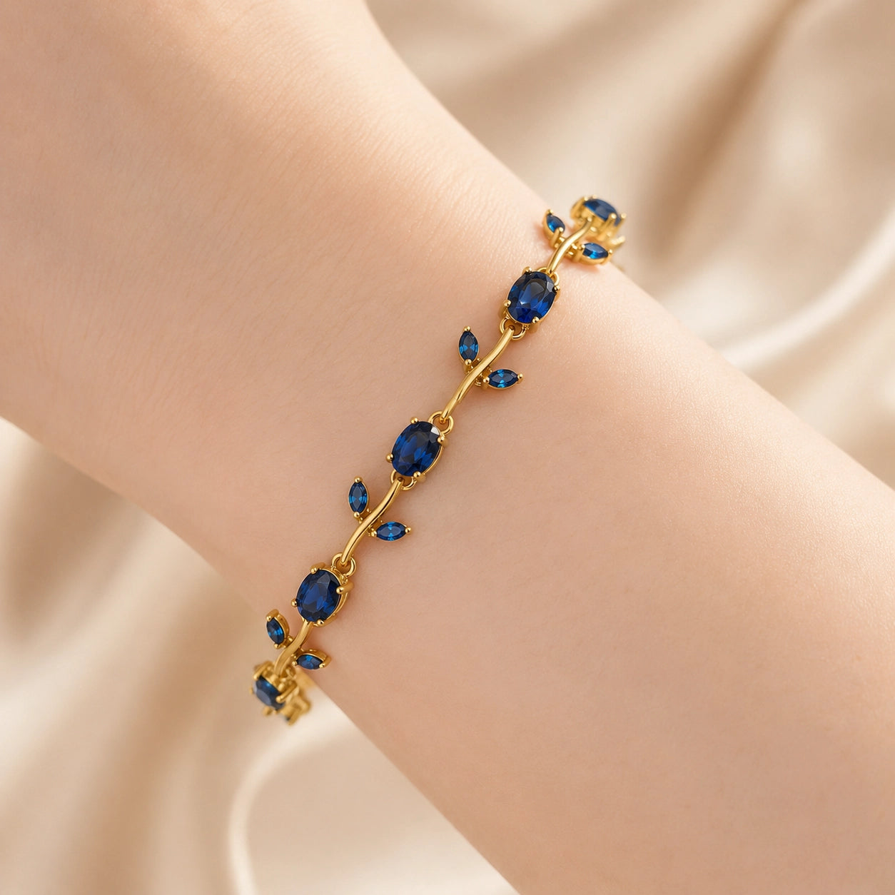 Blue Sapphire Tulip Bracelet